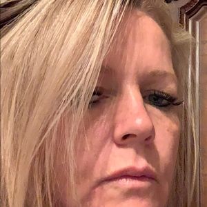 Meet your Posher, Kelli